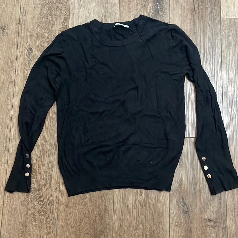Zara knit long sleeve sweater with gold details on arms